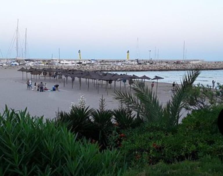 Lluna Beach Bara Roda de Bará Екстериор снимка